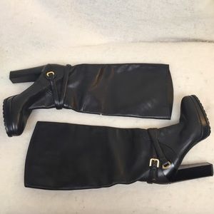 RALPH LAUREN PURPLE LABEL Black Leather Heel Boot